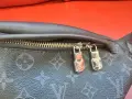 Louis Vuitton Eclpse Body Bag Оригинална Чанта, снимка 4