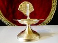 Бронзов свещник с Паун,ароматни масла., снимка 3