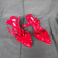 Нови Женски Офицялни Обувки Валентино № 37, снимка 11 - Дамски обувки на ток - 36517454