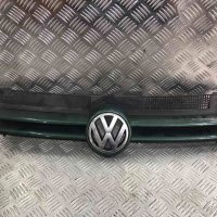Декоративна решетка VW Golf 4,1999г., снимка 1 - Части - 38710028