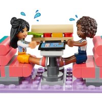 LEGO® Friends 41728 - Ресторант в центъра на Хартлейк, снимка 5 - Конструктори - 41341214