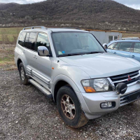 Mitsubishi Pajero / Паджеро 3.2 DID, снимка 2 - Автомобили и джипове - 44668417