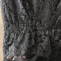 НАМАЛЕНА - DKNY нова рокля от дантела с пеплум в талията, снимка 8 - Рокли - 41084788