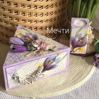 Триъгълна кутия-Пролетни минзухари!, снимка 5 - Декорация за дома - 44766604