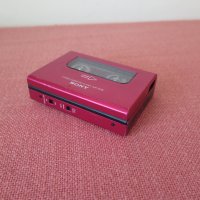 Sony walkman quartz WM-DD3 Red,1989г, снимка 5 - Радиокасетофони, транзистори - 41789336