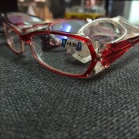 Дамски очила с диоптър пластмасова рамка, снимка 2 - Слънчеви и диоптрични очила - 35955143