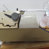 Пишеща машина Optima M16., снимка 5 - Антикварни и старинни предмети - 41591953