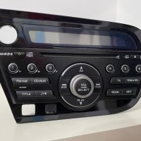 Радио CD за Honda Insight, снимка 1 - Аксесоари и консумативи - 44372345