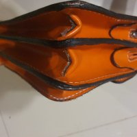 Италианска  чанта Versache Vera pelle(истинска  кожа), снимка 7 - Чанти - 39703355