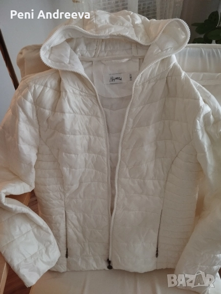 Дамско есенно бяло яке , снимка 1