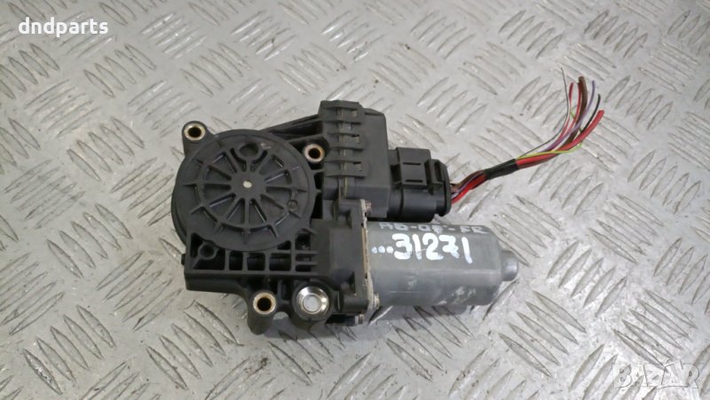 Моторче стъклоповдигач врата Audi A6 2000г.(задна дясна)	, снимка 1