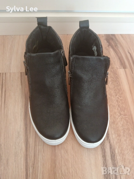 Черни кецове, снимка 1