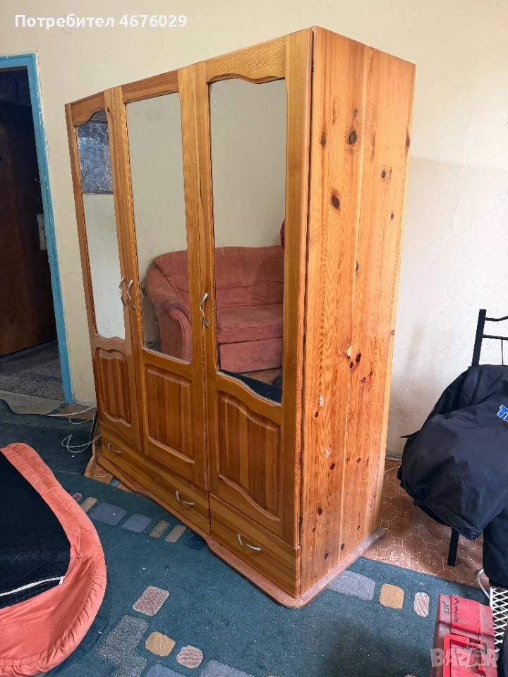 Гардероб с огледала , снимка 1