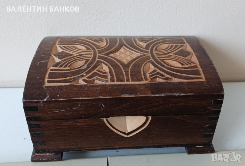 Кутия с дърворезба , снимка 1