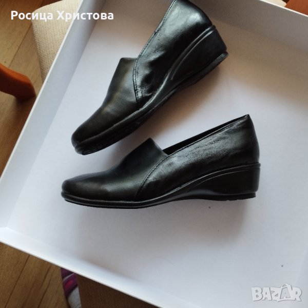 Продавам дамски обувки 36 номер , снимка 1