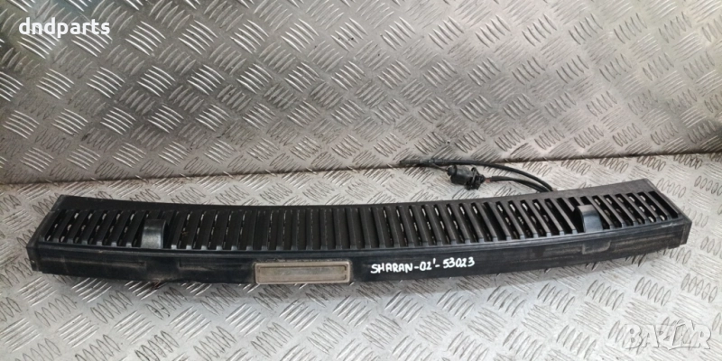 Пластмаса с пръскалки VW Sharan 2.8i 2002г. 4Motion	, снимка 1