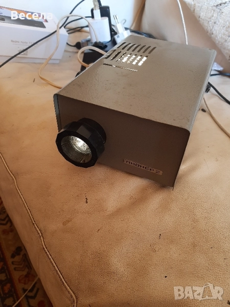 Уред за прожекции България 1974г, снимка 1