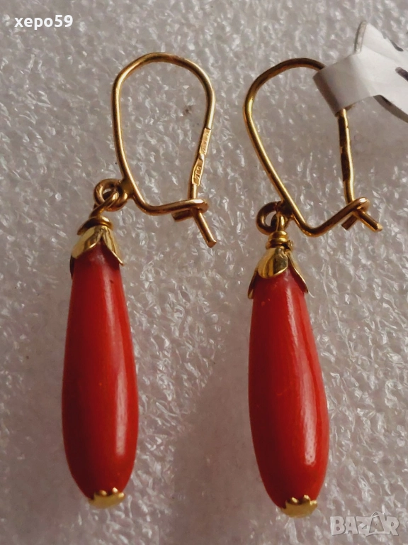 Стари антикварни златни 18 каратови обеци с натурален червен корал, снимка 1