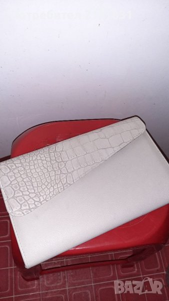 НОВА с Етикет ! ДАМСКА КЛЪЧ ЧАНТА със синджир, снимка 1