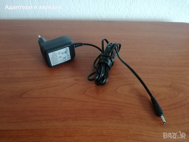 адаптор 3v 1A, снимка 1