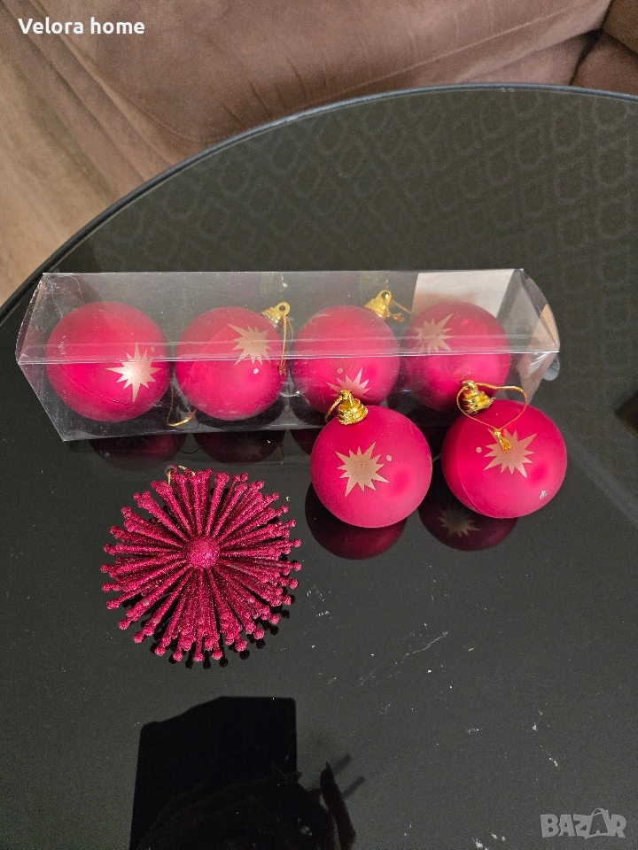 Червен сет от коледни играчки , снимка 1