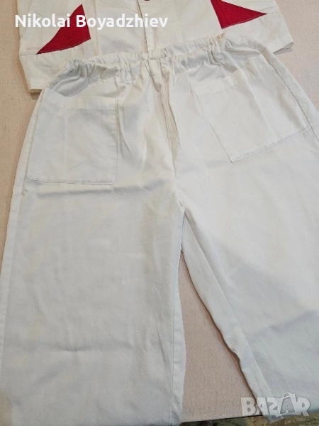 Продавам дамско работно облекло, размер М, снимка 1