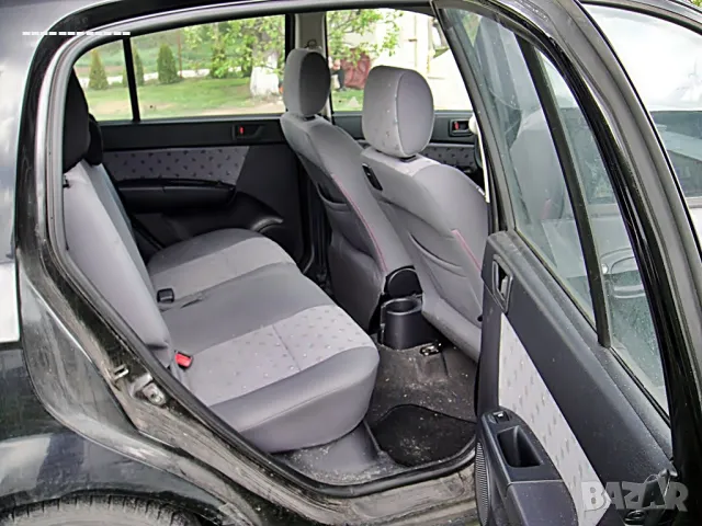 Хюндай Гетц 1.1 за части, снимка 10 - Автомобили и джипове - 49992656