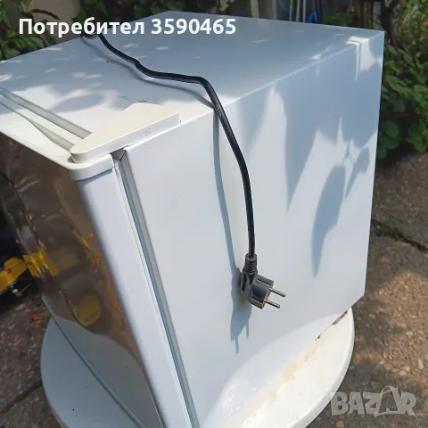 Мини фризер comfee, снимка 3 - Фризери - 55834073