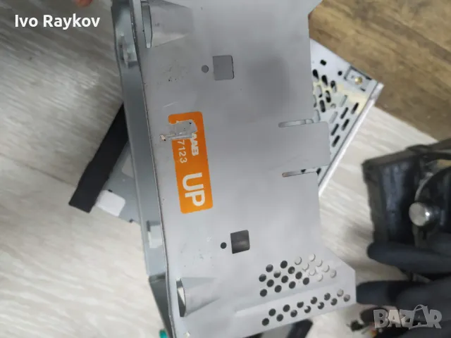 CD плеър за Saab 9-3 Hatchback (02.1998 - 08.2003),  5370101 , снимка 6 - Части - 50314044