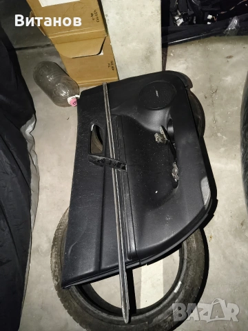 Дясно предно стъкло, вътрешна част за Mazda 6 (2002-200 седан, снимка 2 - Части - 53703696