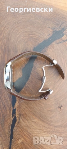 Часовник Tissot Couturier Chronograph T035.617.16.051.00, снимка 12 - Мъжки - 52650678