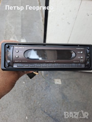 Продавам SONY cdx- r 6550
