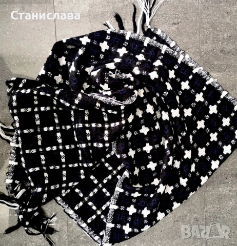 Елегантни дамски шалове  , снимка 9 - Шалове - 49653467