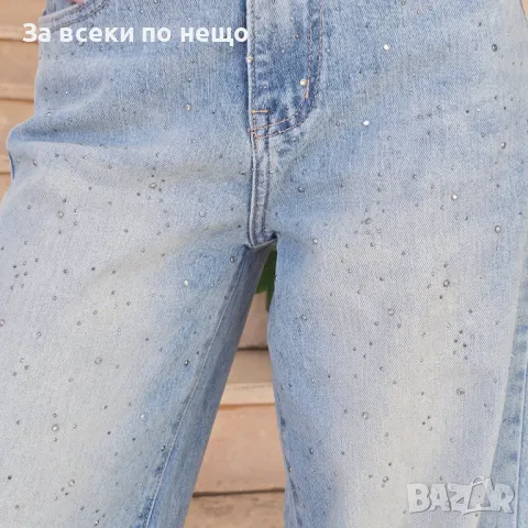 Дамски меки дънки с апликация от нежни камъни и със широки крачоли, снимка 5 - Дънки - 48514659