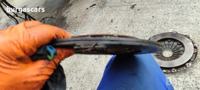 Съединител феродов диск претискател VW Touran 1.9TDI-105к.с.BKC - 160лв, снимка 5 - Части - 50311997