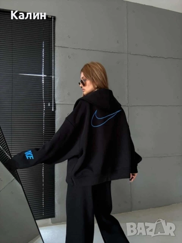 Ватирани дамски комплекти Nike - няколко цвята - 97 лв., снимка 2 - Спортни екипи - 52224938