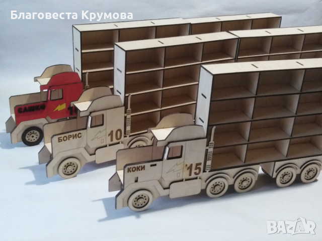 Камион с място за колички, снимка 8 - Играчки за стая - 30167248