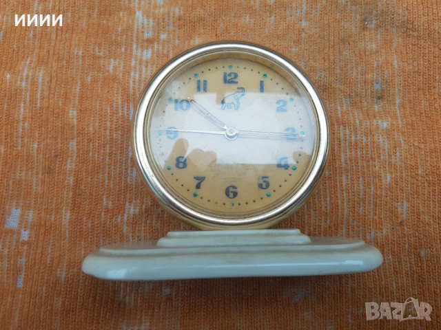 Будилник часовник Дружба Уникат, снимка 2 - Антикварни и старинни предмети - 53419212
