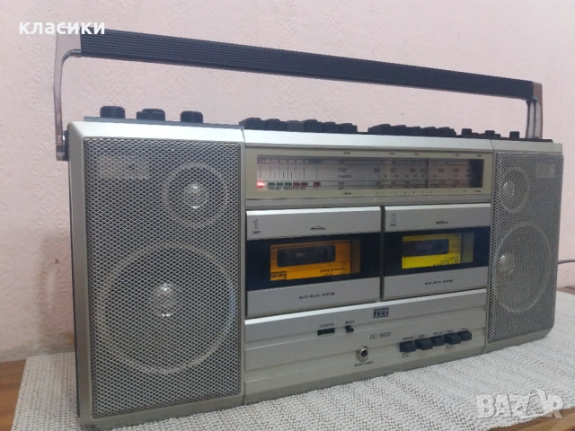 Радиокасетофон ITT RC-6600., снимка 15 - Радиокасетофони, транзистори - 53591279