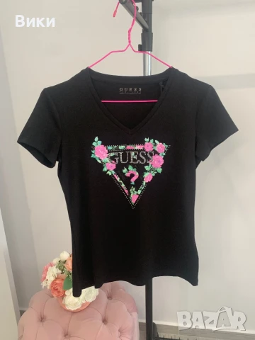 Нова тениска Guess, размер М, подходяща и за S, снимка 8 - Тениски - 50593700