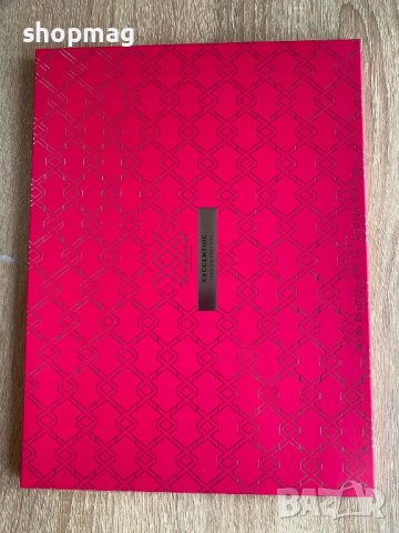 Палитра Revolution XL , снимка 5 - Декоративна козметика - 42684297