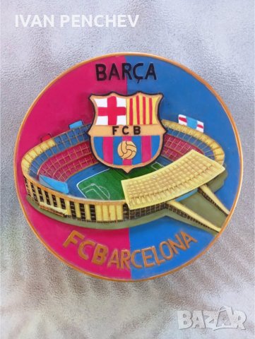 Продавам ф ц Барселона фанелки часовник и рекламна чиния за стена !, снимка 10 - Футбол - 41875691