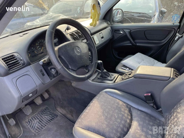 Мерцедес МЛ230 ръчка На Части, снимка 4 - Автомобили и джипове - 52900055