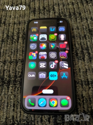 Apple iphone 16 pro 512gb, много запазен със 17 месеца гаранция 