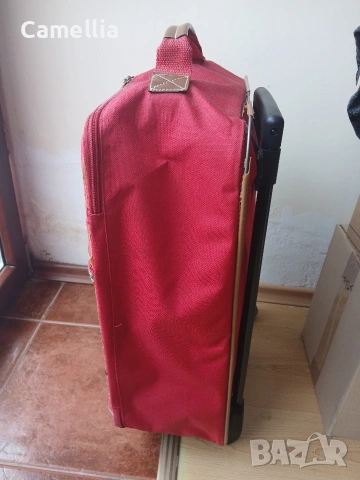 Куфар на колелца - малък, снимка 6 - Куфари - 53365493