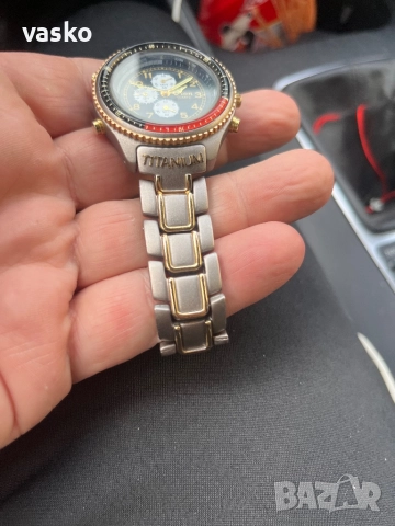 Titan,кварц,перфектен, снимка 2 - Мъжки - 52502524