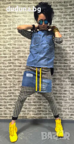 Страхотен дамски сет потури и блуза с дънкови акценти в уникален стил!