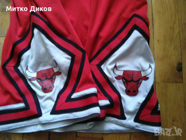 Чикаго булс НБА маркови шорти Адидас отлични детски 11-12г 152см, снимка 4 - Баскетбол - 47521650