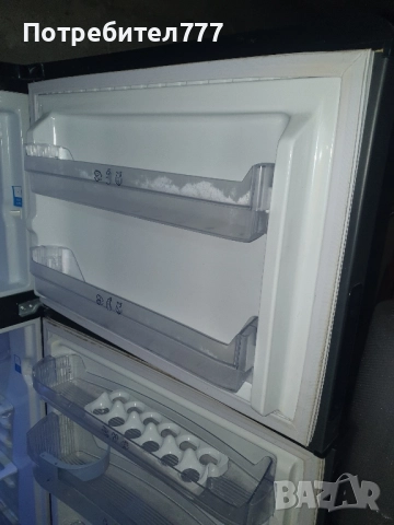 Хладилник Whirlpool , снимка 5 - Хладилници - 52325221