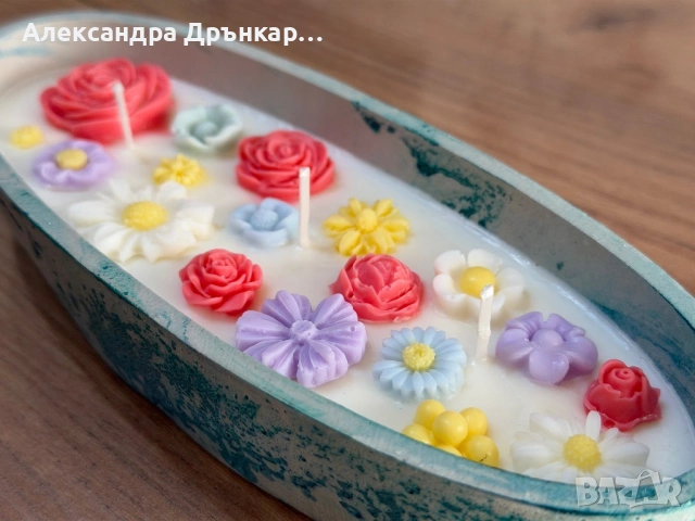 Ръчно изработена соева свещ Букет , снимка 2 - Декорация за дома - 53695814